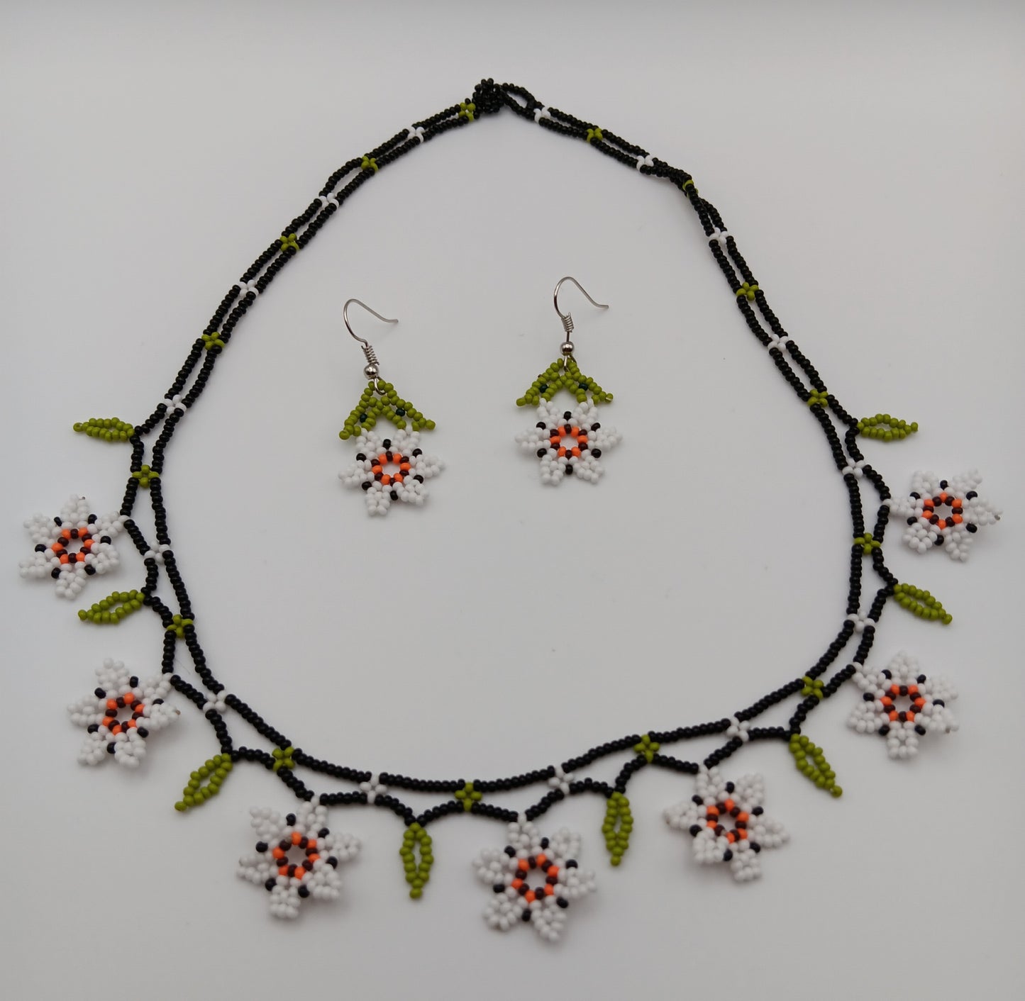 Necklace and earrings set