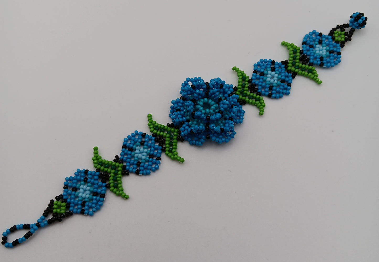 Flower bracelet
