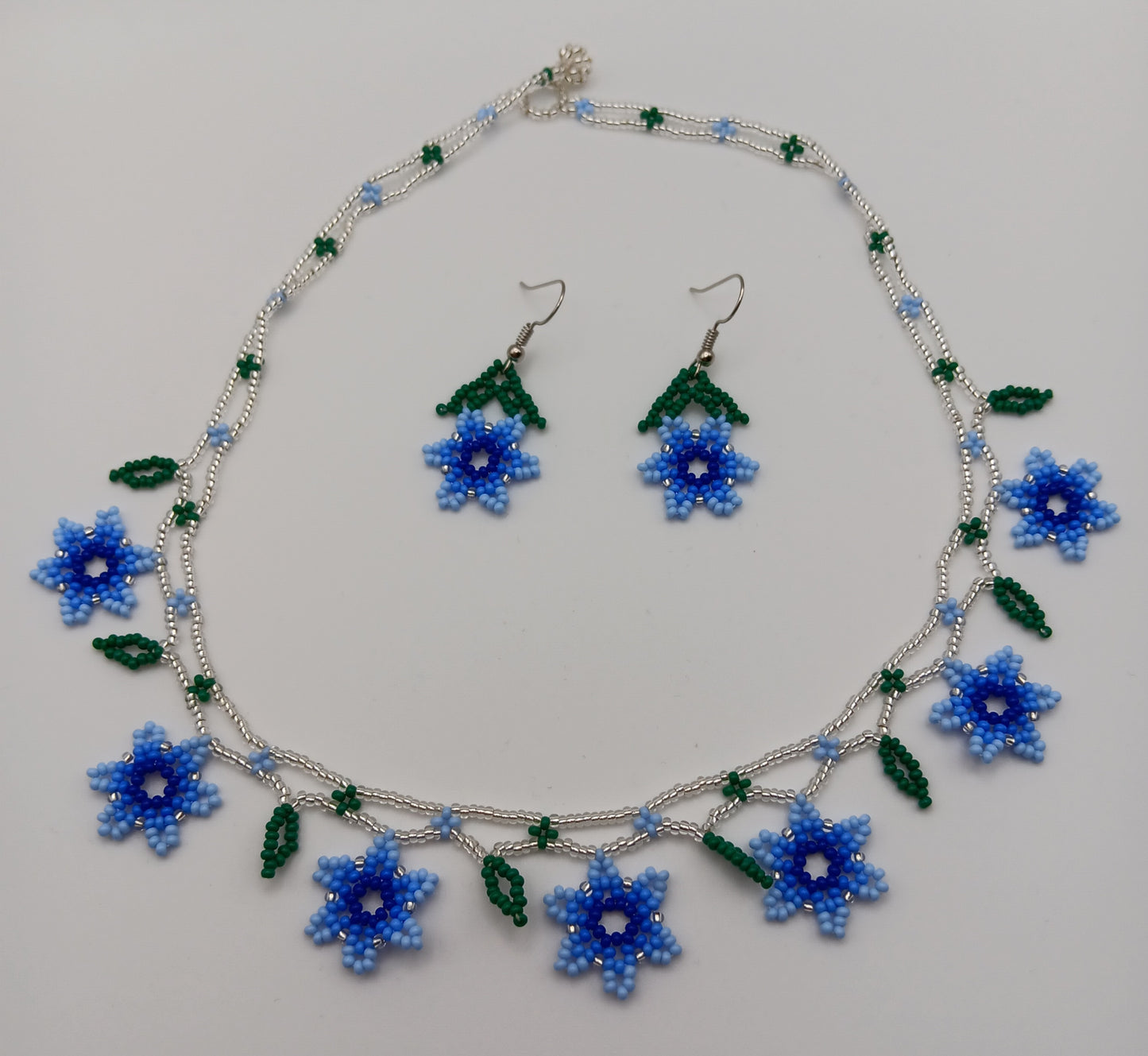 Necklace and earrings set
