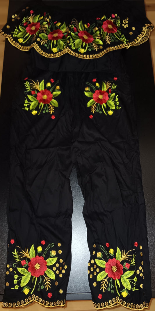 Women's embroidered top and pants set