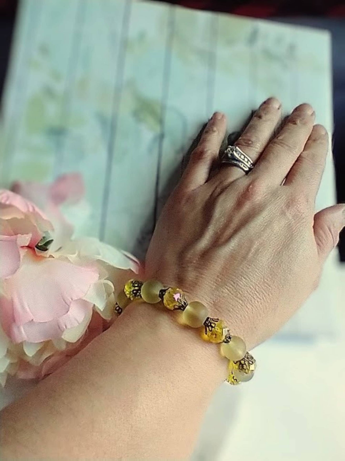 Yellow Frosted Sea Glass, Brass Stretch Bracelet, Brass Strand, Antique, Victorian Fashion, Art Deco, Beach, Gift For Her