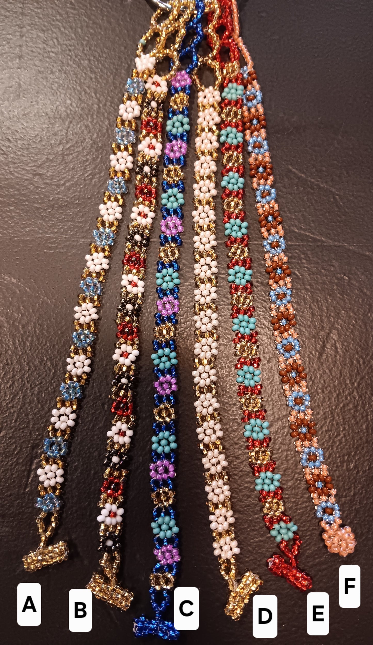 Bags & Jewelry, hand-made in Guatemala